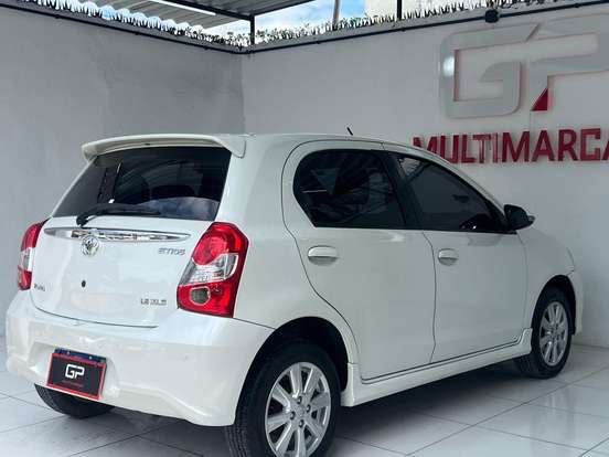 TOYOTA-ETIOS-1.5 XLS SEDAN 16V FLEX 4P AUTOMÁTICO TOYOTA-ETIOS-2017