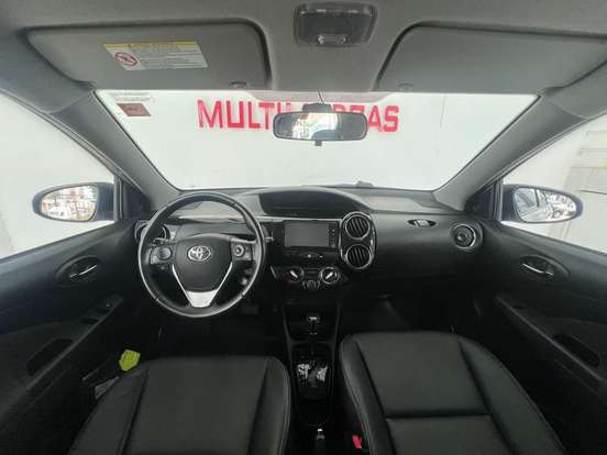 TOYOTA-ETIOS-2017