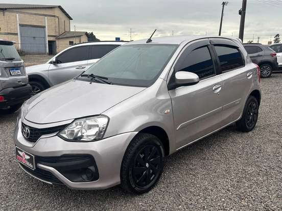 TOYOTA-ETIOS-1.5 XS 16V FLEX 4P AUTOMÁTICO TOYOTA-ETIOS-2017