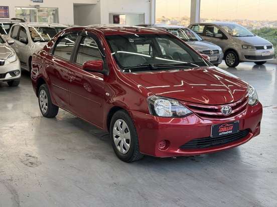 TOYOTA-ETIOS-1.5 XS SEDAN 16V FLEX 4P MANUAL TOYOTA-ETIOS-2014