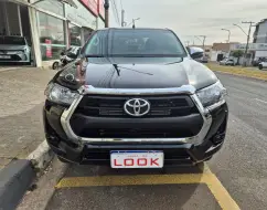 TOYOTA HILUX 2.8 D-4D TURBO DIESEL CD POWER PACK 4X4 AUTOMÁTICO TOYOTA HILUX 2.8 D-4D TURBO DIESEL CD POWER PACK 4X4 AUTOMÁTICO