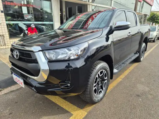 TOYOTA-HILUX-2.8 D-4D TURBO DIESEL CD POWER PACK 4X4 AUTOMÁTICO TOYOTA-HILUX-2025