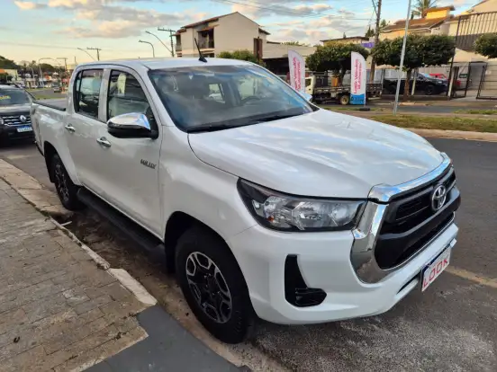 TOYOTA-HILUX-2.8 D-4D TURBO DIESEL CD POWER PACK 4X4 MANUAL TOYOTA-HILUX-2022