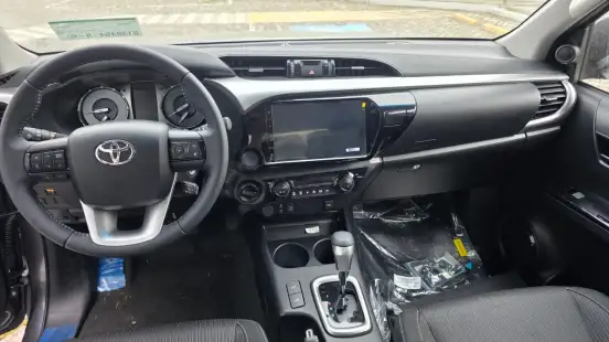 TOYOTA-HILUX-2026
