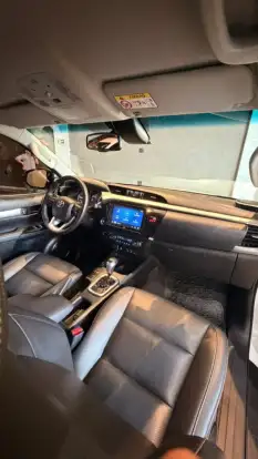 TOYOTA-HILUX-2.8 D-4D TURBO DIESEL CD SRX 4X4 AUTOMÁTICO TOYOTA-HILUX-2024