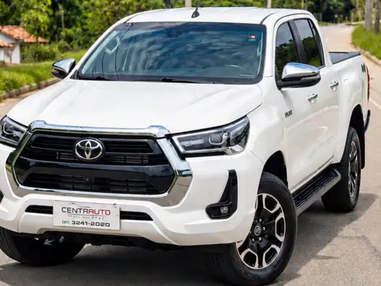 TOYOTA-HILUX-2.8 D-4D TURBO DIESEL CD SRX LIMITED 4X4 AUTOMÁTICO TOYOTA-HILUX-2022