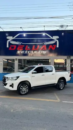 TOYOTA HILUX 2.8 SRV 4X4 CD 16V DIESEL 4P AUTOMÁTICO