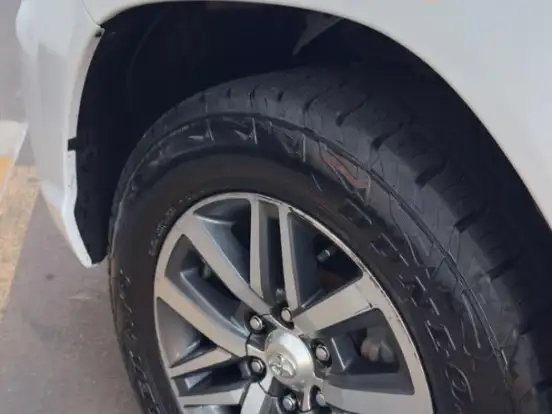 TOYOTA-HILUX-2.8 SRV 4X4 CD 16V DIESEL 4P AUTOMÁTICO TOYOTA-HILUX-2019