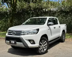 TOYOTA HILUX 2.8 SRV 4X4 CD 16V DIESEL 4P AUTOMÁTICO TOYOTA HILUX 2.8 SRV 4X4 CD 16V DIESEL 4P AUTOMÁTICO