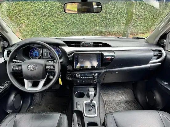 TOYOTA-HILUX-2.8 SRV 4X4 CD 16V DIESEL 4P AUTOMÁTICO TOYOTA-HILUX-2016