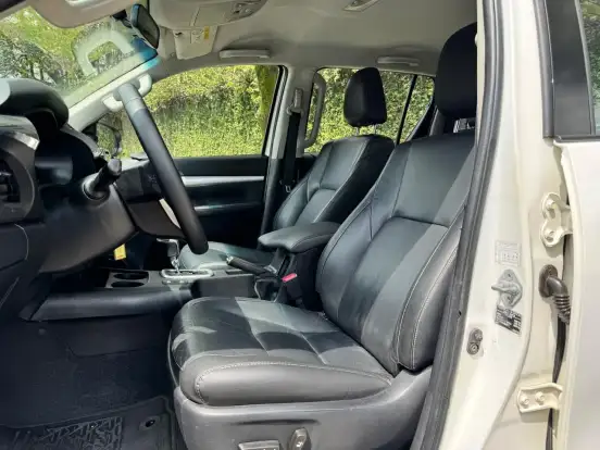 TOYOTA-HILUX-2.8 SRV 4X4 CD 16V DIESEL 4P AUTOMÁTICO TOYOTA-HILUX-2016