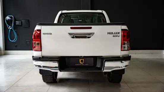 TOYOTA-HILUX-2020