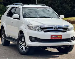 TOYOTA HILUX 2.7 SR 4X2 CD 16V FLEX 4P AUTOMÁTICO TOYOTA HILUX 2.7 SR 4X2 CD 16V FLEX 4P AUTOMÁTICO