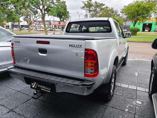 TOYOTA-HILUX-2.7 SR 4X2 CD 16V GASOLINA 4P MANUAL TOYOTA-HILUX-2010