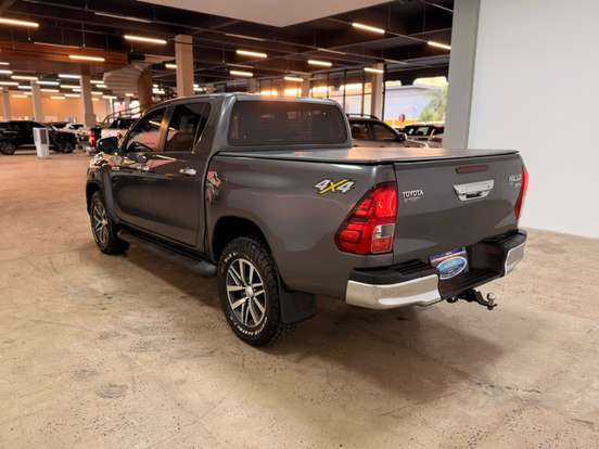 TOYOTA-HILUX-2.7 SRV 4X4 CD 16V FLEX 4P AUTOMÁTICO TOYOTA-HILUX-2019
