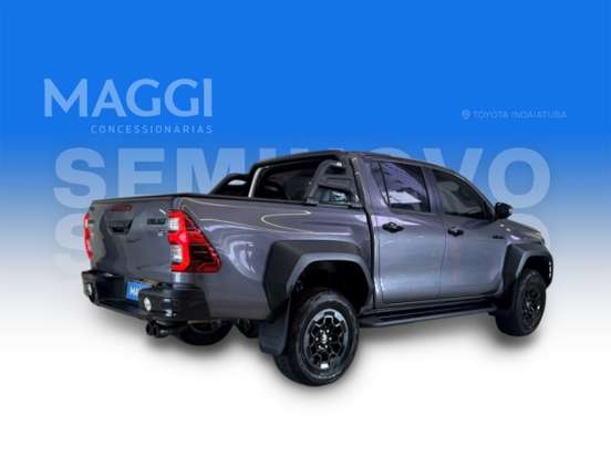 TOYOTA-HILUX-2024