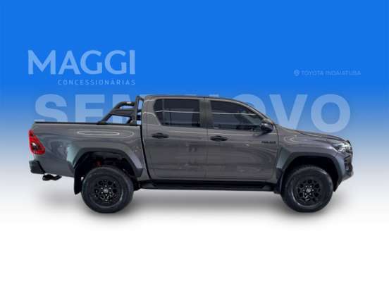 TOYOTA-HILUX-2024