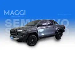 TOYOTA HILUX 2.8 D-4D TURBO DIESEL CD GR-S 4X4 AUTOMÁTICO TOYOTA HILUX 2.8 D-4D TURBO DIESEL CD GR-S 4X4 AUTOMÁTICO