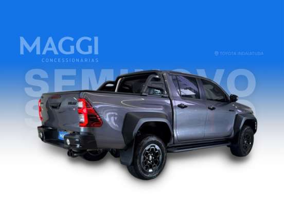 TOYOTA-HILUX-2.8 D-4D TURBO DIESEL CD GR-S 4X4 AUTOMÁTICO TOYOTA-HILUX-2024