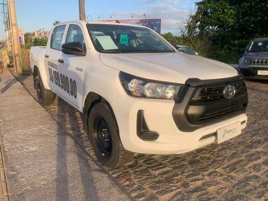 TOYOTA-HILUX-2.8 D-4D TURBO DIESEL CD POWER PACK 4X4 AUTOMÁTICO TOYOTA-HILUX-2024