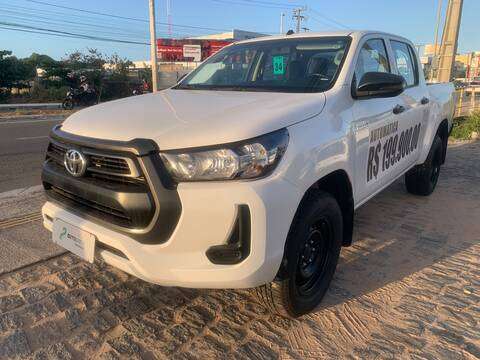 TOYOTA-HILUX-2.8 D-4D TURBO DIESEL CD POWER PACK 4X4 AUTOMÁTICO TOYOTA-HILUX-2024