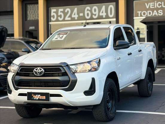 TOYOTA-HILUX-2.8 D-4D TURBO DIESEL CD POWER PACK 4X4 MANUAL TOYOTA-HILUX-2023