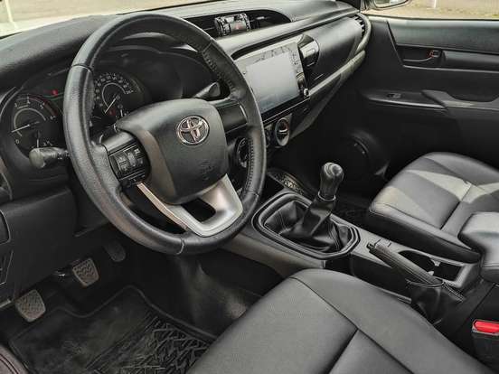 TOYOTA-HILUX-2.8 D-4D TURBO DIESEL CD POWER PACK 4X4 MANUAL TOYOTA-HILUX-2023