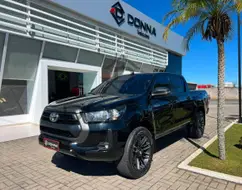 TOYOTA HILUX 2.8 D-4D TURBO DIESEL CD SR 4X4 AUTOMÁTICO TOYOTA HILUX 2.8 D-4D TURBO DIESEL CD SR 4X4 AUTOMÁTICO