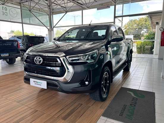 TOYOTA-HILUX-2.8 D-4D TURBO DIESEL CD SRV 4X4 AUTOMÁTICO TOYOTA-HILUX-2024