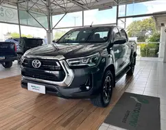 TOYOTA HILUX 2.8 D-4D TURBO DIESEL CD SRV 4X4 AUTOMÁTICO TOYOTA HILUX 2.8 D-4D TURBO DIESEL CD SRV 4X4 AUTOMÁTICO
