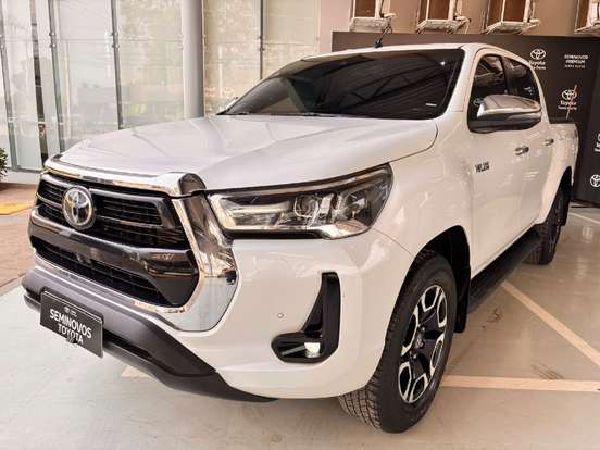 TOYOTA-HILUX-2.8 D-4D TURBO DIESEL CD SRX 4X4 AUTOMÁTICO TOYOTA-HILUX-2023