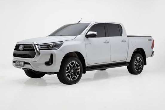 TOYOTA-HILUX-2024