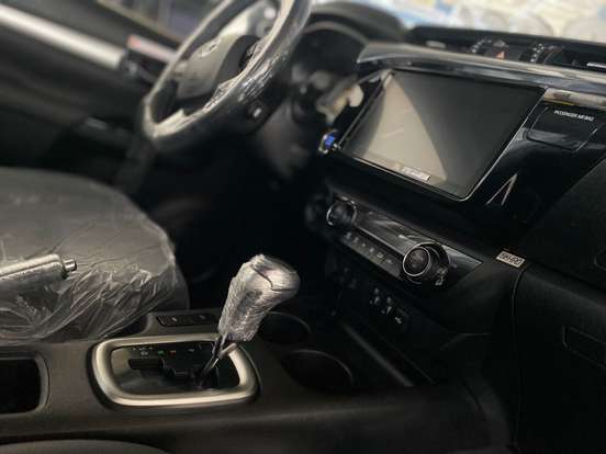TOYOTA-HILUX-2026