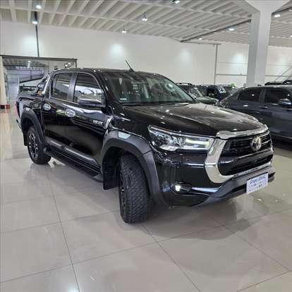 TOYOTA-HILUX-2.8 D-4D TURBO DIESEL CD SRX LIMITED 4X4 AUTOMÁTICO TOYOTA-HILUX-2022
