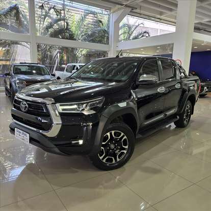 TOYOTA-HILUX-2.8 D-4D TURBO DIESEL CD SRX LIMITED 4X4 AUTOMÁTICO TOYOTA-HILUX-2022