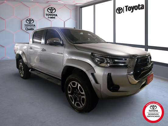 TOYOTA-HILUX-2.8 D-4D TURBO DIESEL CD SRX PLUS 4X4 AUTOMÁTICO TOYOTA-HILUX-2024