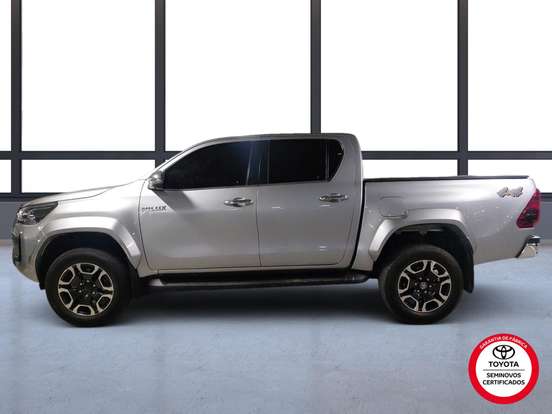 TOYOTA-HILUX-2.8 D-4D TURBO DIESEL CD SRX PLUS 4X4 AUTOMÁTICO TOYOTA-HILUX-2024