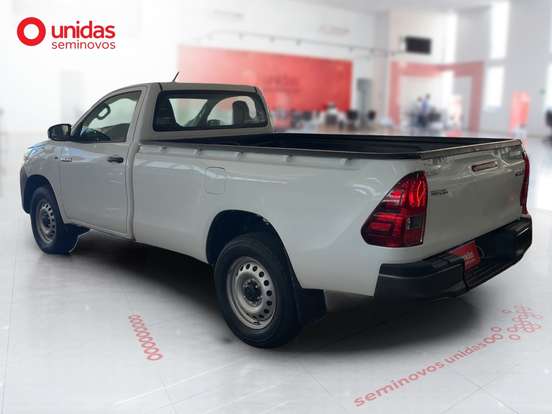 TOYOTA-HILUX-2024