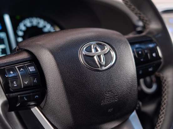 TOYOTA-HILUX-2.8 POWER PACK 4X4 CD 16V DIESEL 4P MANUAL TOYOTA-HILUX-2020