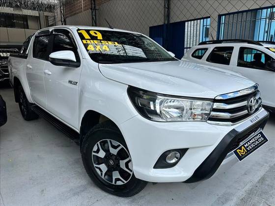 TOYOTA HILUX 2.8 SR 4X4 CD 16V DIESEL 4P AUTOMÁTICO