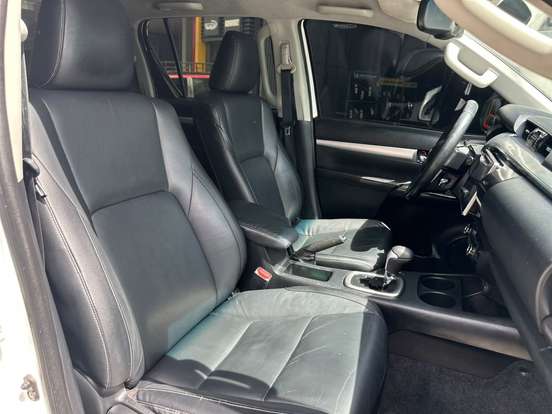 TOYOTA-HILUX-2.8 SRV 4X4 CD 16V DIESEL 4P AUTOMÁTICO TOYOTA-HILUX-2018