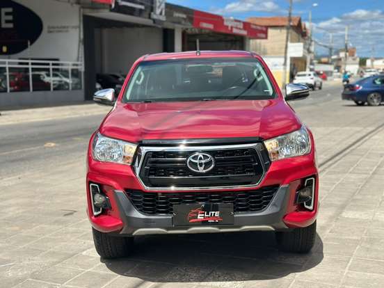 TOYOTA-HILUX-2020