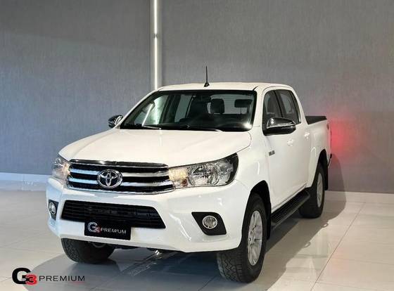 TOYOTA HILUX 2.8 SRV 4X4 CD 16V DIESEL 4P AUTOMÁTICO