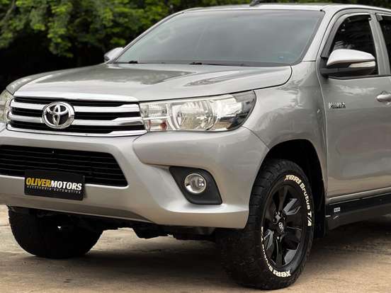 TOYOTA-HILUX-2.8 STD 4X4 CD 16V DIESEL 4P MANUAL TOYOTA-HILUX-2017