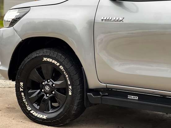 TOYOTA-HILUX-2.8 STD 4X4 CD 16V DIESEL 4P MANUAL TOYOTA-HILUX-2017