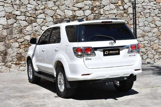 TOYOTA-HILUX-2012