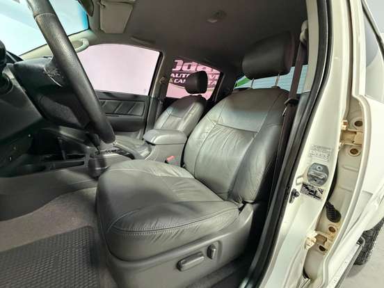 TOYOTA-HILUX-3.0 SRV 4X4 CD 16V TURBO INTERCOOLER DIESEL 4P AUTOMÁTICO TOYOTA-HILUX-2014