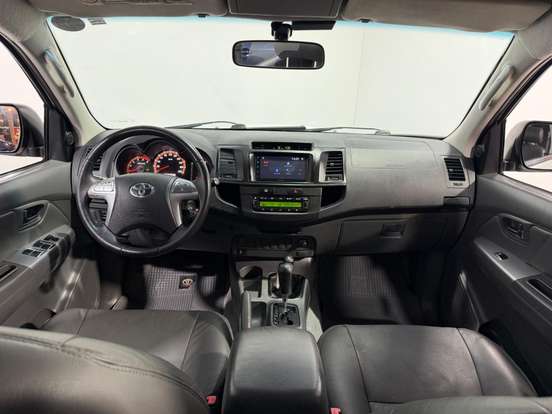 TOYOTA-HILUX-3.0 SRV 4X4 CD 16V TURBO INTERCOOLER DIESEL 4P AUTOMÁTICO TOYOTA-HILUX-2014