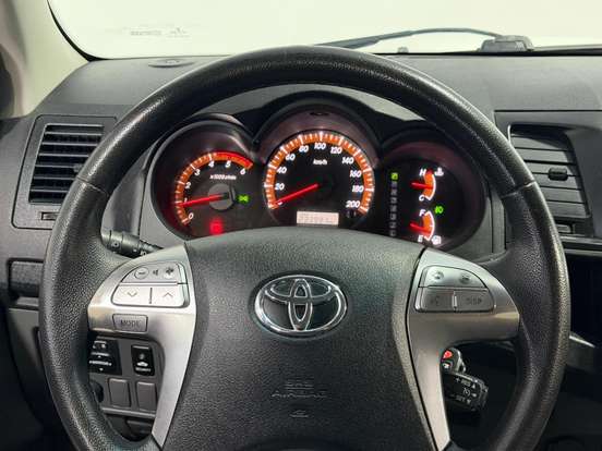 TOYOTA-HILUX-3.0 SRV 4X4 CD 16V TURBO INTERCOOLER DIESEL 4P AUTOMÁTICO TOYOTA-HILUX-2014