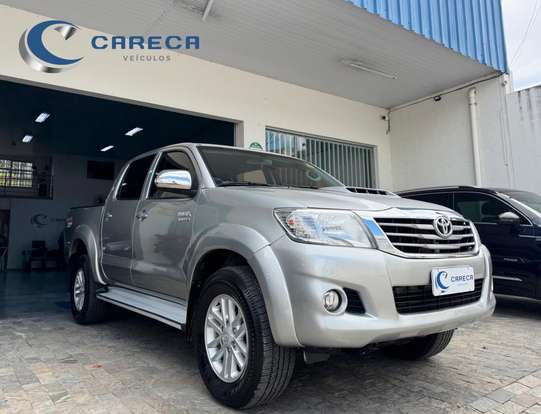 TOYOTA-HILUX-3.0 SRV 4X4 CD 16V TURBO INTERCOOLER DIESEL 4P AUTOMÁTICO TOYOTA-HILUX-2015